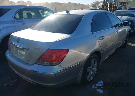 2005 Acura Rl 3.5 from USA, damaged, VIN JH4KB16515C017891